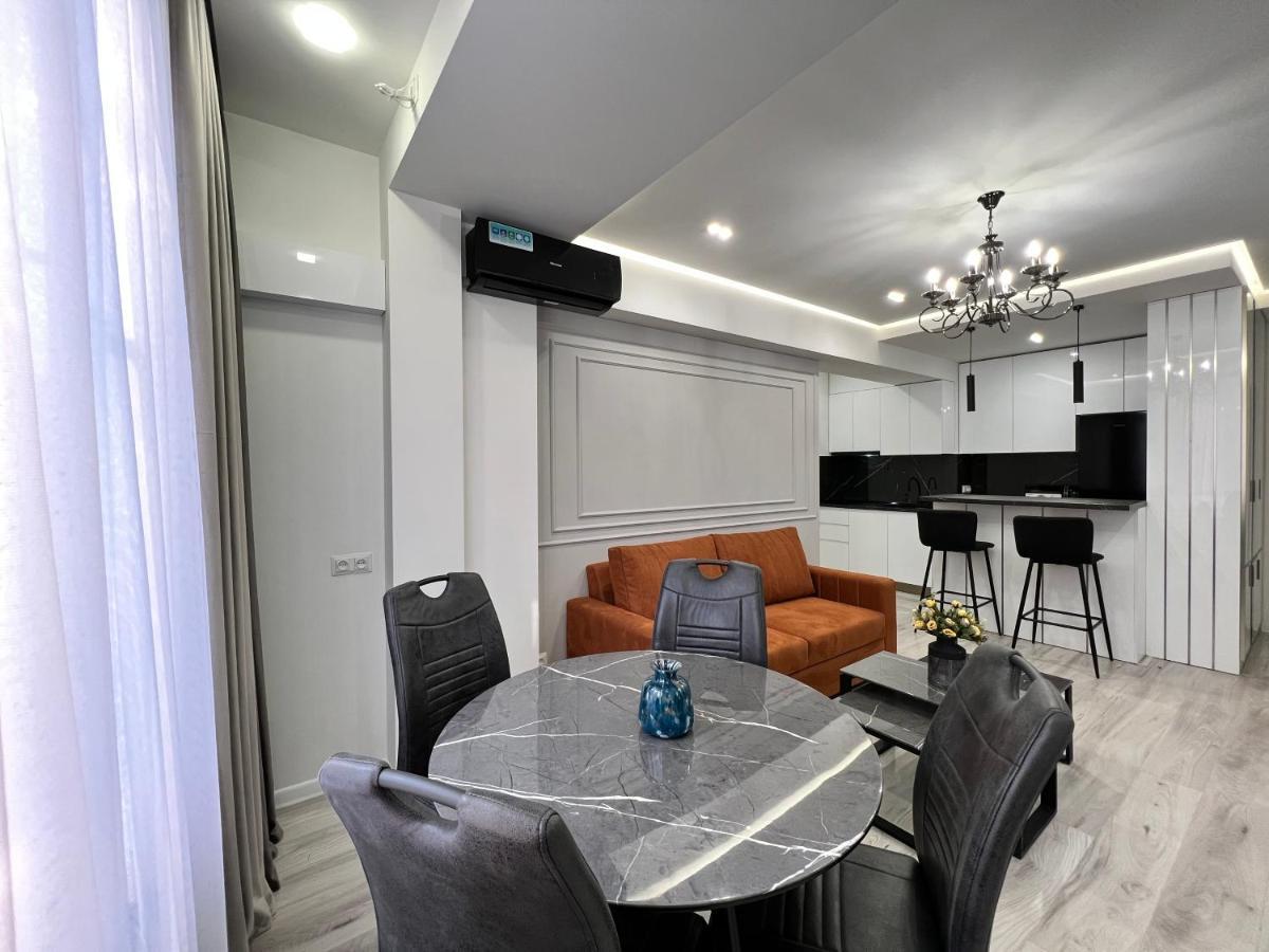 Cozy Apt 3 City Center Yerevan Ngoại thất bức ảnh