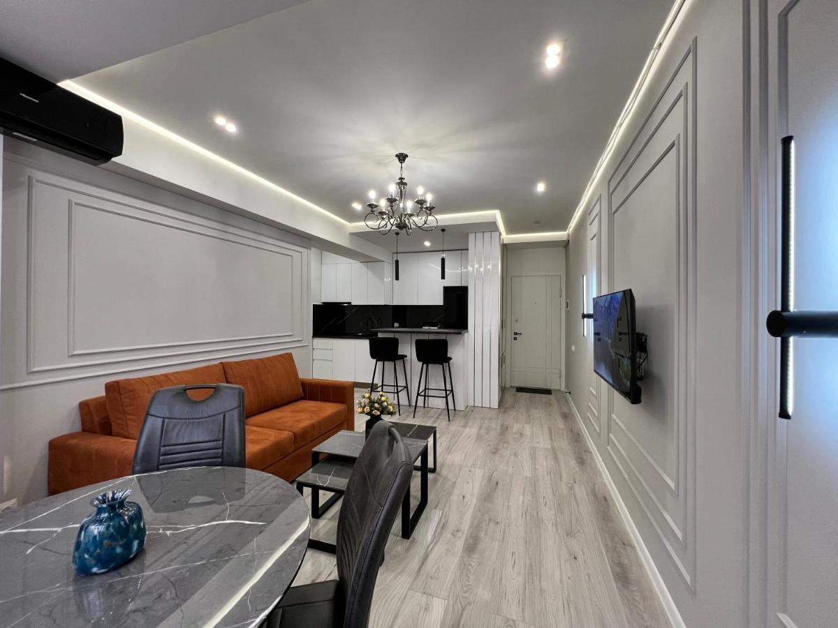Cozy Apt 3 City Center Yerevan Ngoại thất bức ảnh